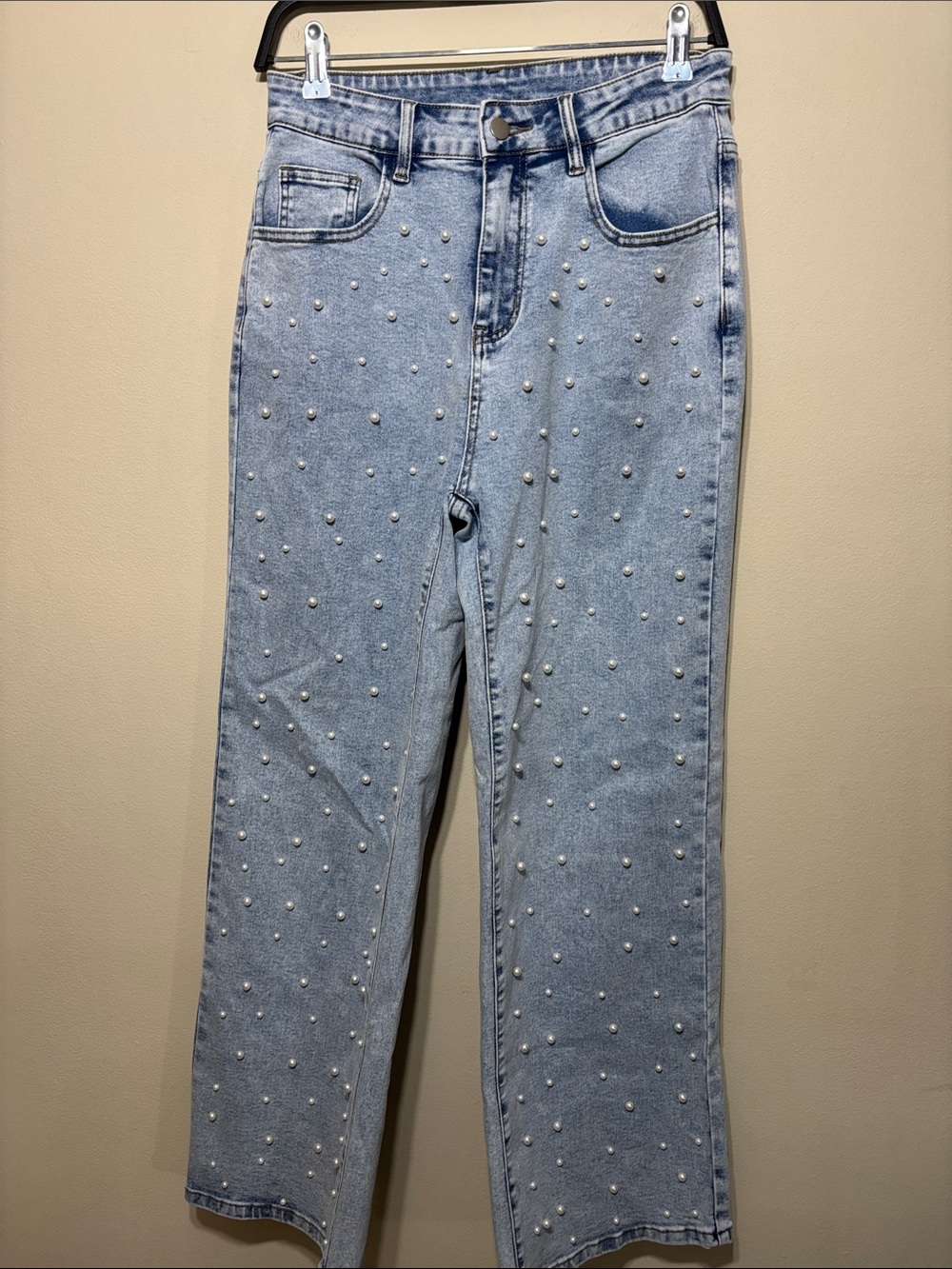 Light Wash Pearl-Embellished Women’s Jeans